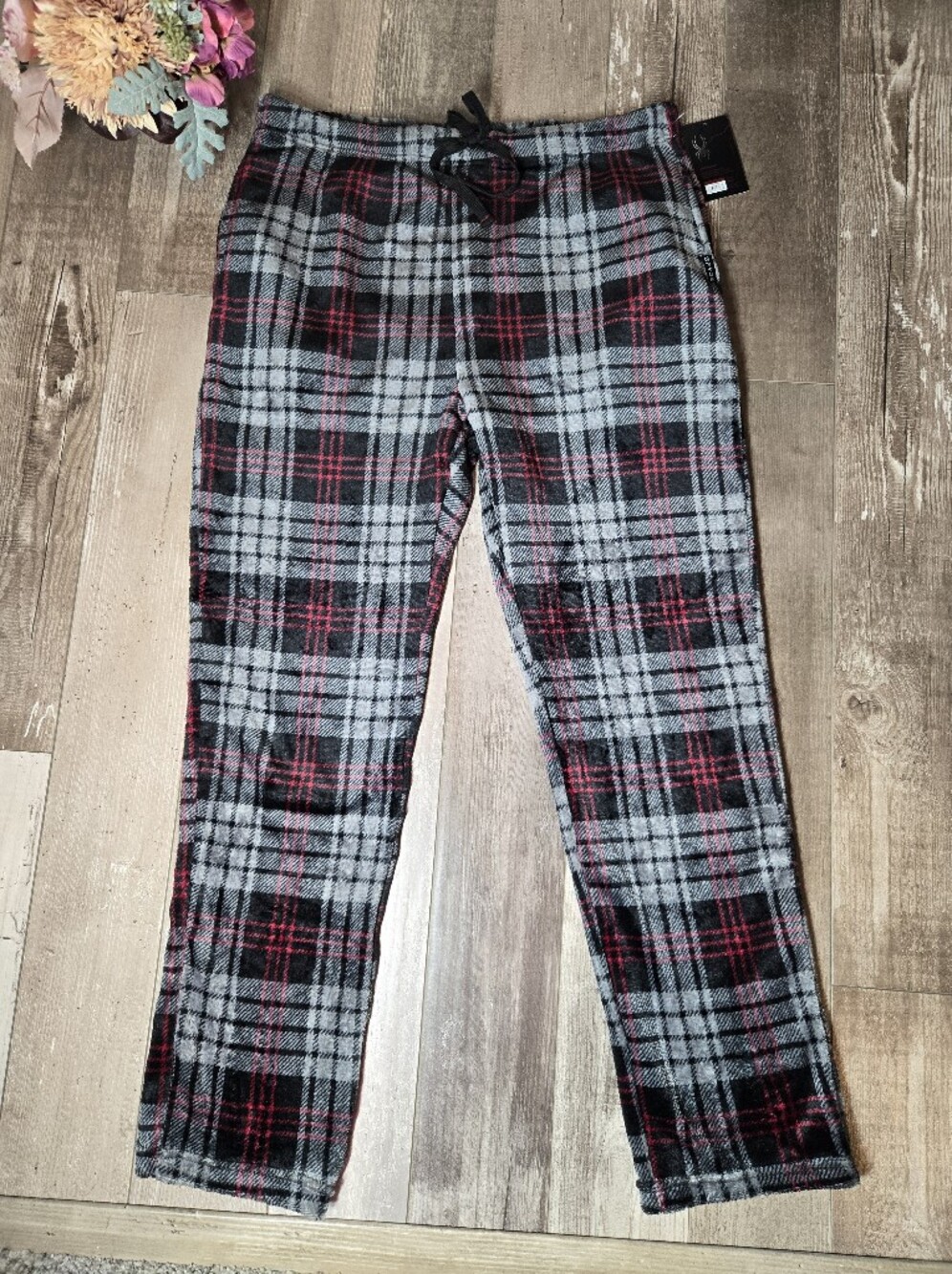NWT Spyder Men’s Gray & Black Plaid Jogger PJ Pants – Size XL